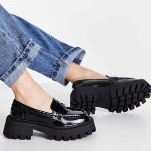ASOS DESIGN Mulled chunky loafer in black